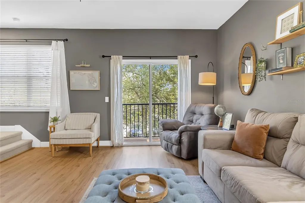 28 W Esther Street Orlando FL 32806