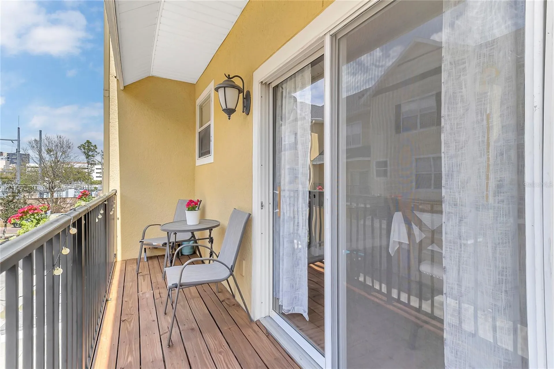28 W Esther Street Orlando FL 32806