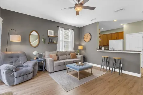 28 W Esther Street Orlando FL 32806