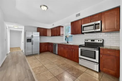 105 W Columbus Drive Tampa FL 33602