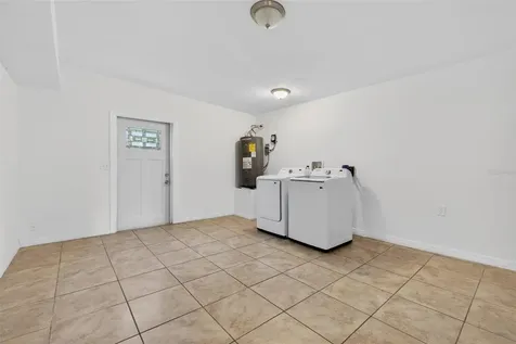 105 W Columbus Drive Tampa FL 33602