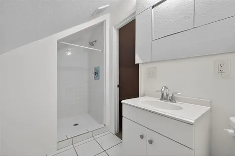 105 W Columbus Drive Tampa FL 33602