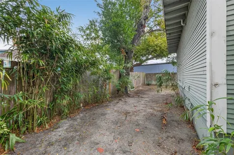 105 W Columbus Drive Tampa FL 33602