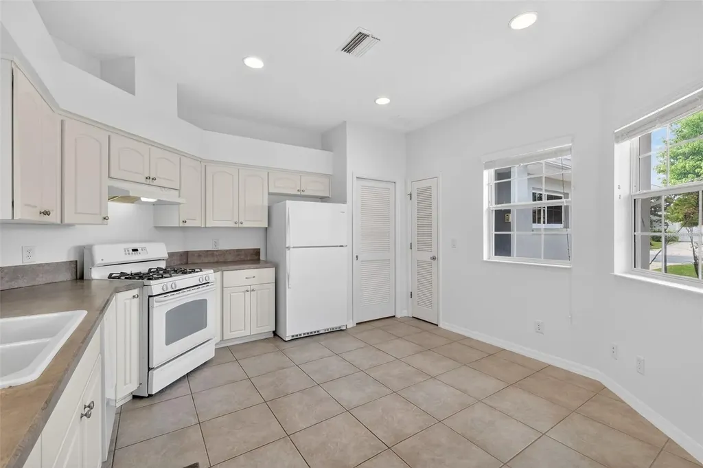 27106 Greenfly Orchid Lane Leesburg FL 34748