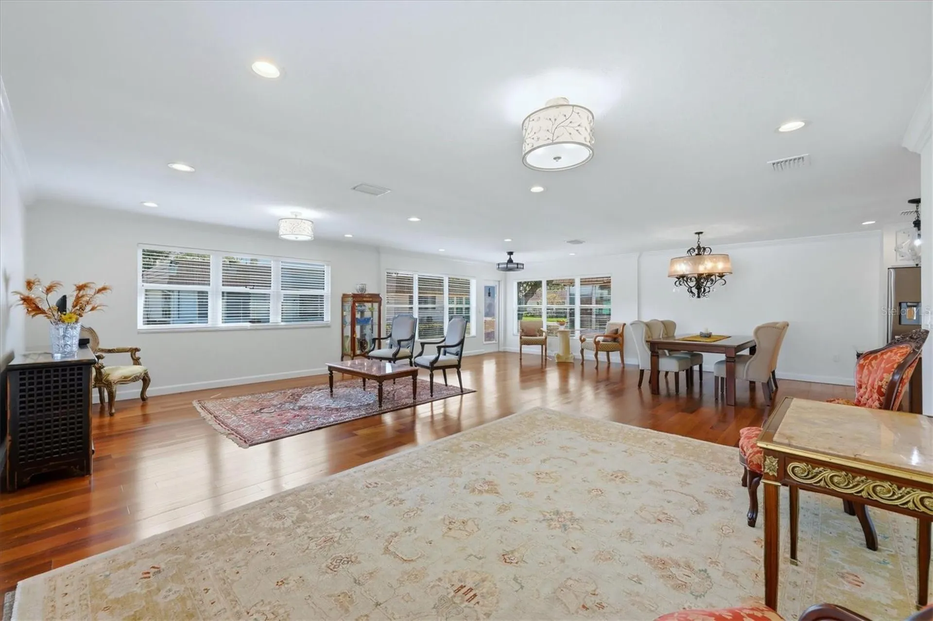 2713 Riverbluff Court Sarasota FL 34231