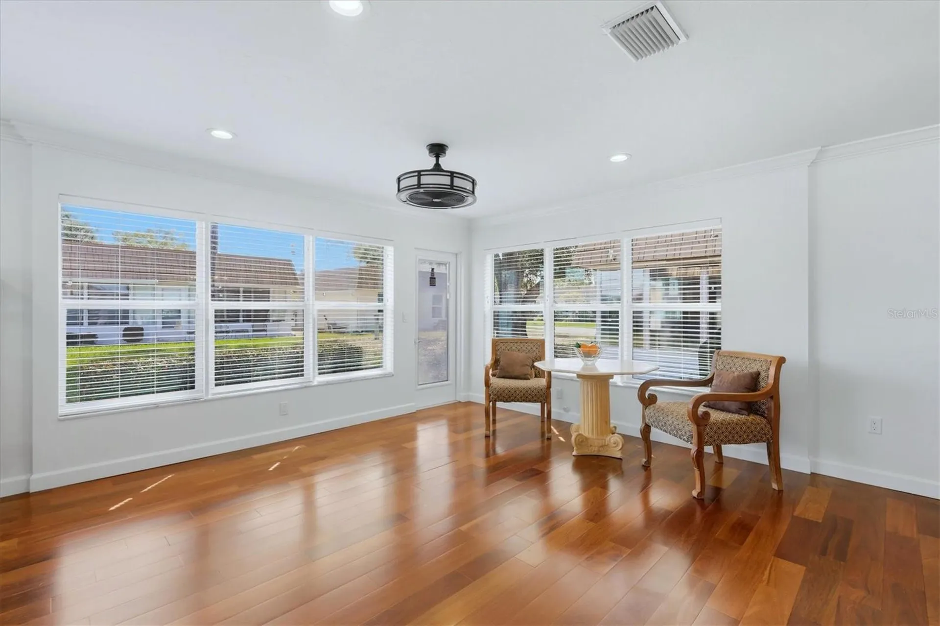 2713 Riverbluff Court Sarasota FL 34231