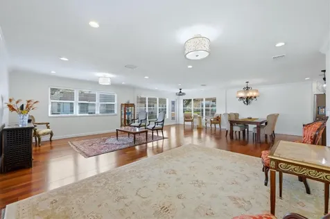2713 Riverbluff Court Sarasota FL 34231