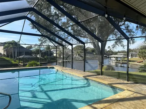 21 Corona Court Palm Coast FL 32137