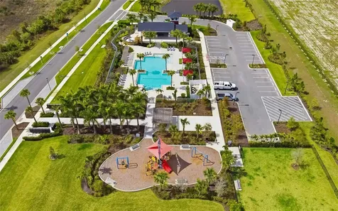 17342 Luminous Avenue Venice FL 34293