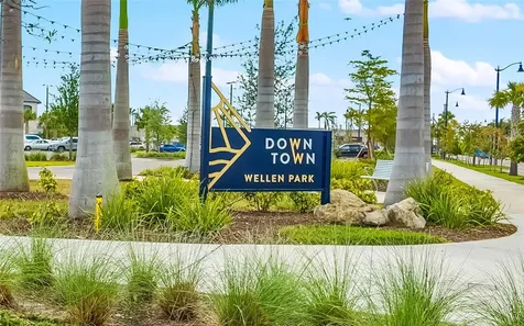 17342 Luminous Avenue Venice FL 34293