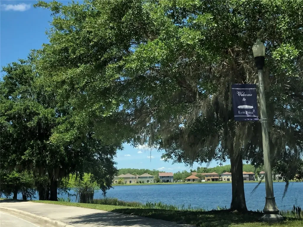 10255 Lake District Lane Orlando FL 32832
