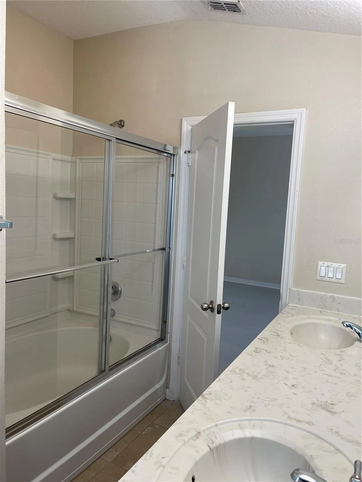 10255 Lake District Lane Orlando FL 32832
