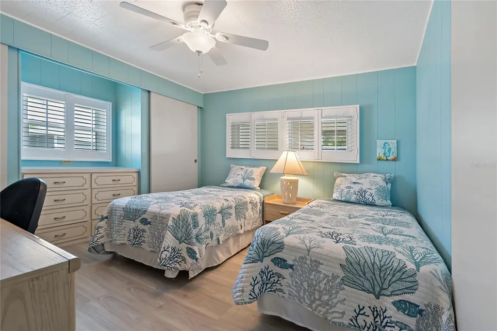 3301 Alt 19 Palm Harbor FL 34683