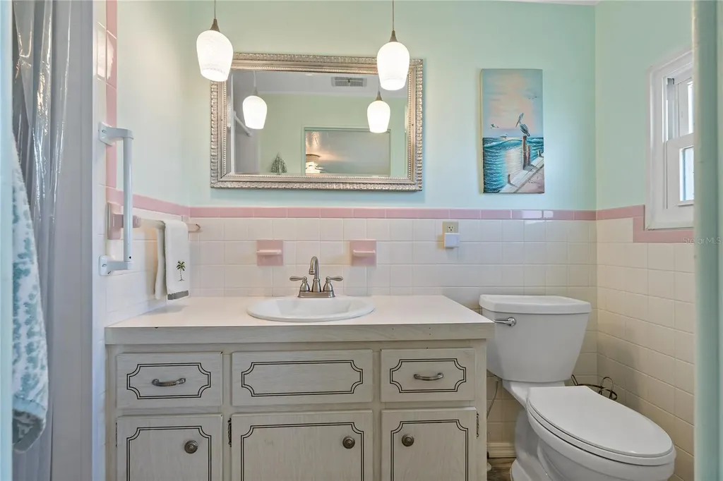 3301 Alt 19 Palm Harbor FL 34683