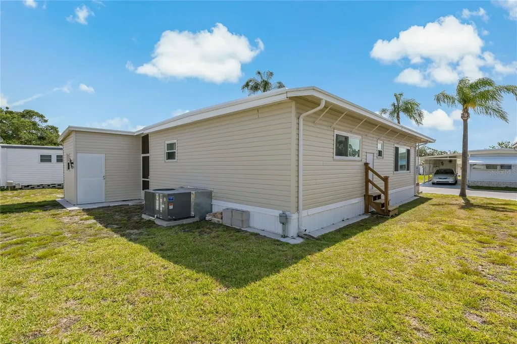 3301 Alt 19 Palm Harbor FL 34683