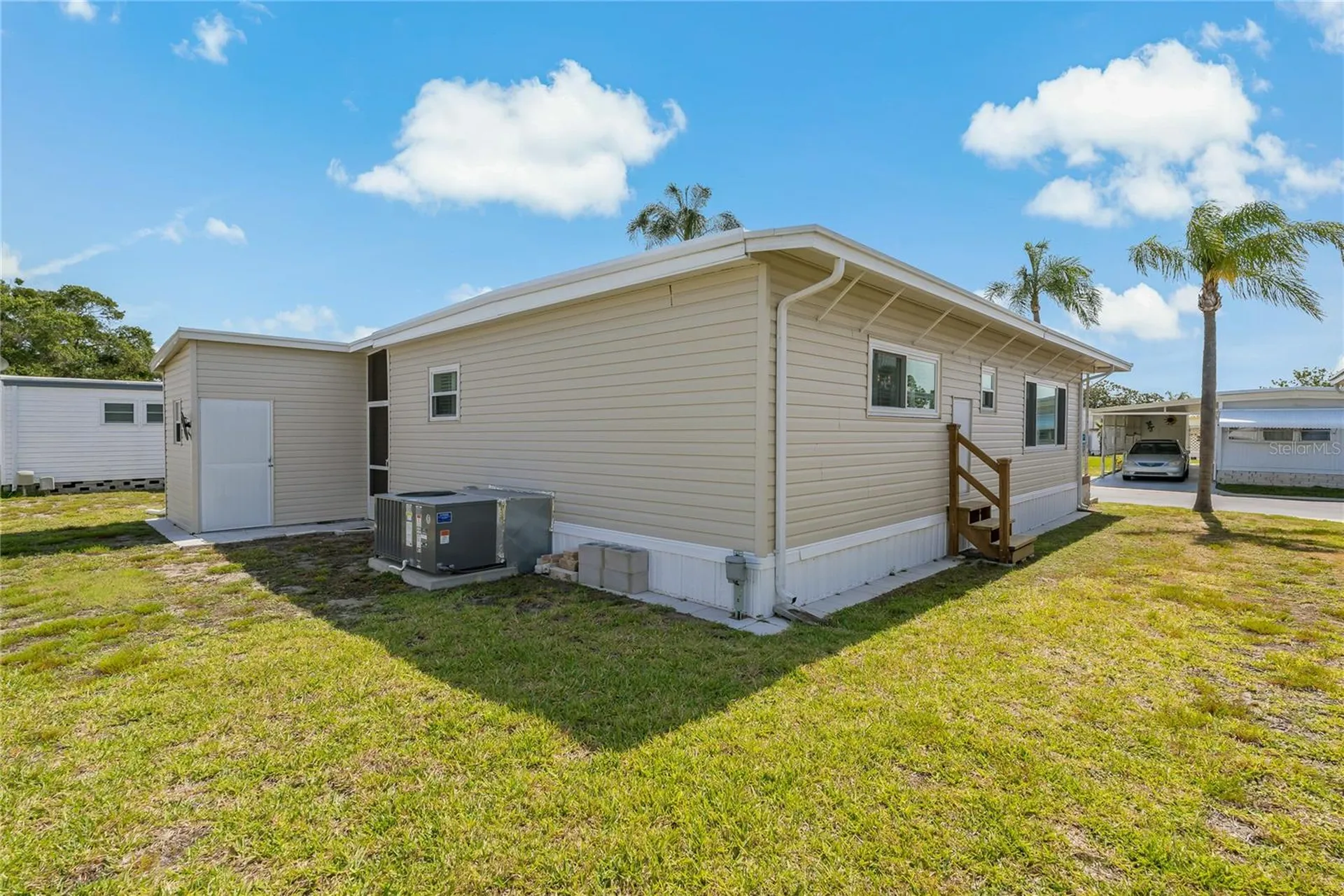 3301 Alt 19 Palm Harbor FL 34683