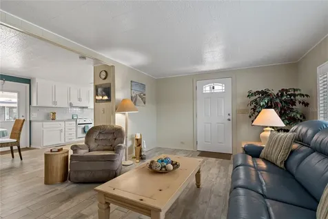 3301 Alt 19 Palm Harbor FL 34683