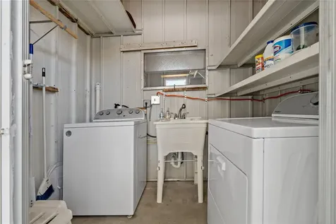 3301 Alt 19 Palm Harbor FL 34683