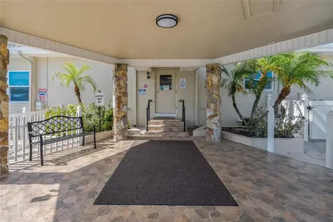 3301 Alt 19 Palm Harbor FL 34683