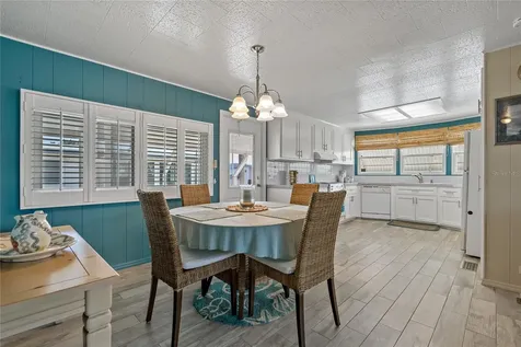 3301 Alt 19 Palm Harbor FL 34683