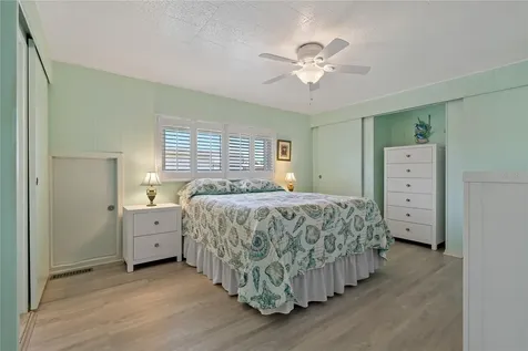 3301 Alt 19 Palm Harbor FL 34683