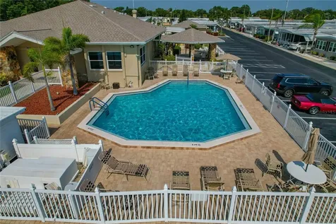 3301 Alt 19 Palm Harbor FL 34683