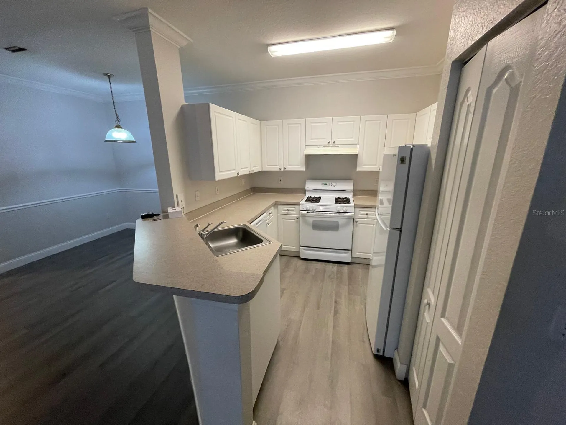 3349 S Kirkman Road Orlando FL 32811