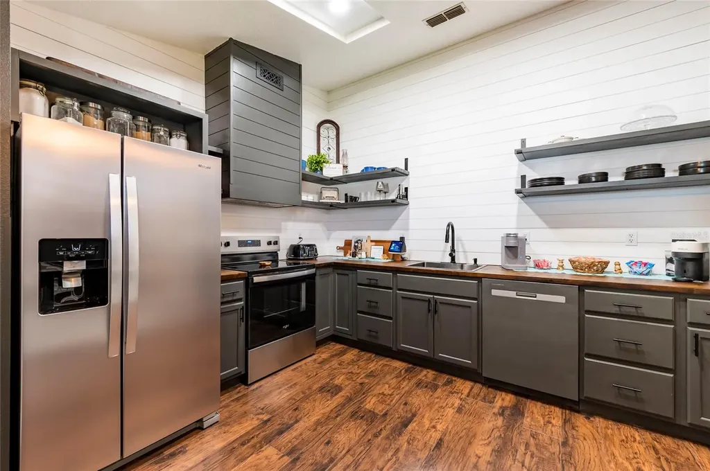 10223 Flagship Avenue Port Richey FL 34668