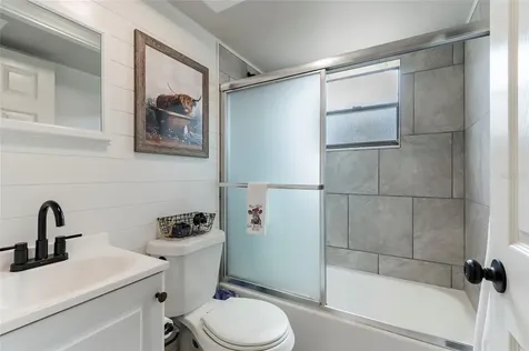 10223 Flagship Avenue Port Richey FL 34668