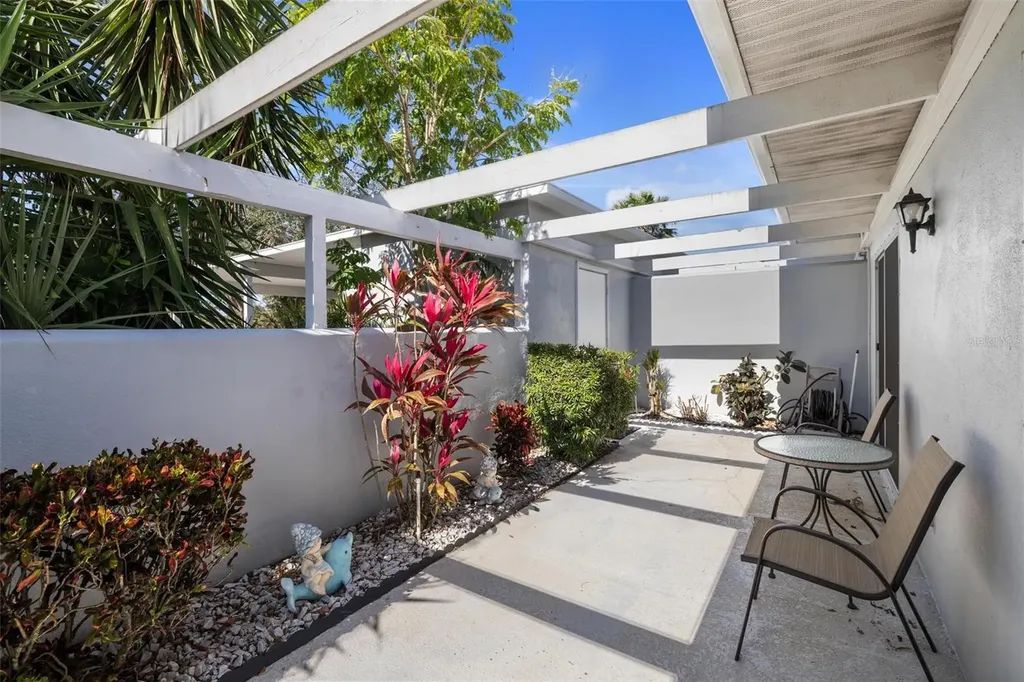 276 Cerromar Way S Venice FL 34293
