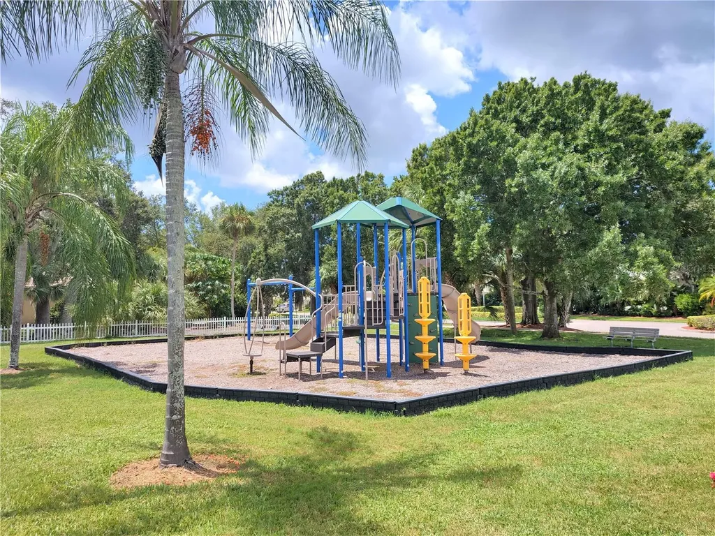 276 Cerromar Way S Venice FL 34293