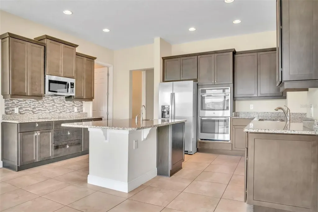 1081 Windlass Court Kissimmee FL 34746