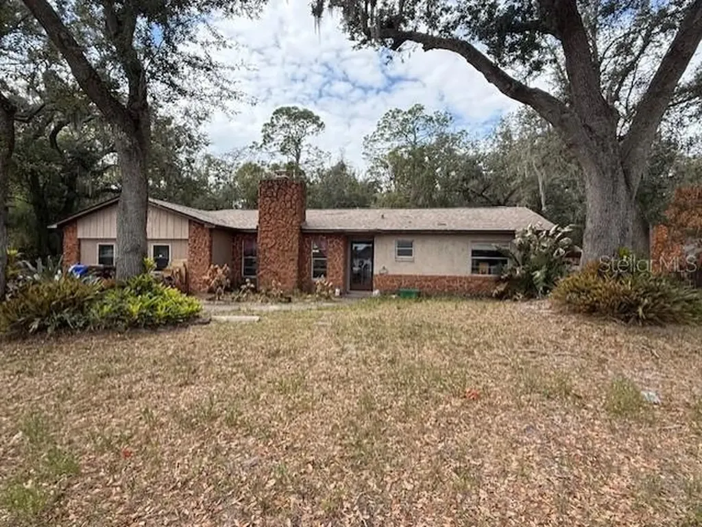 2418 Brookside Avenue Kissimmee FL 34744