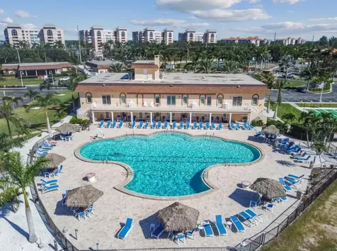 5130 Brittany Drive S St Petersburg FL 33715