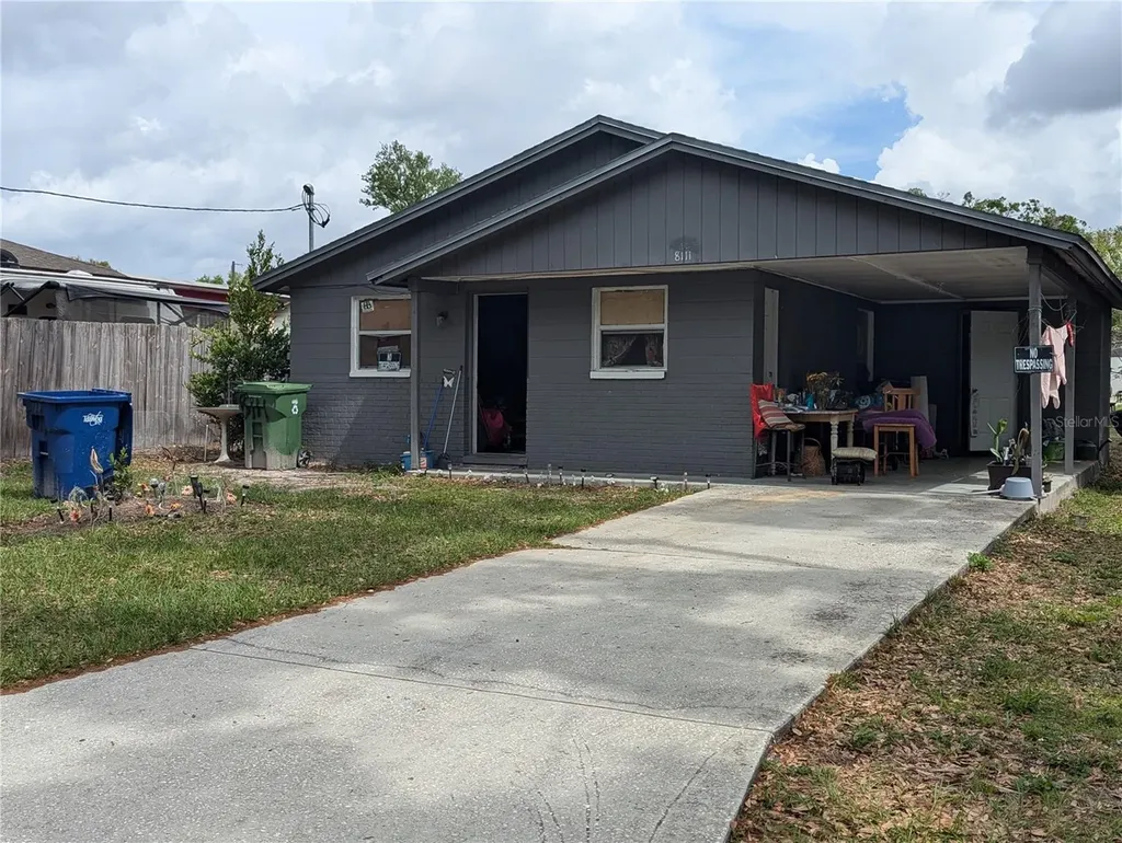 8111 N 13th Street Tampa FL 33604