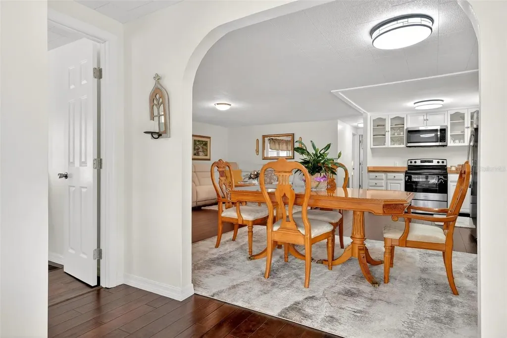7 Cocos Plumosa Drive Eustis FL 32726