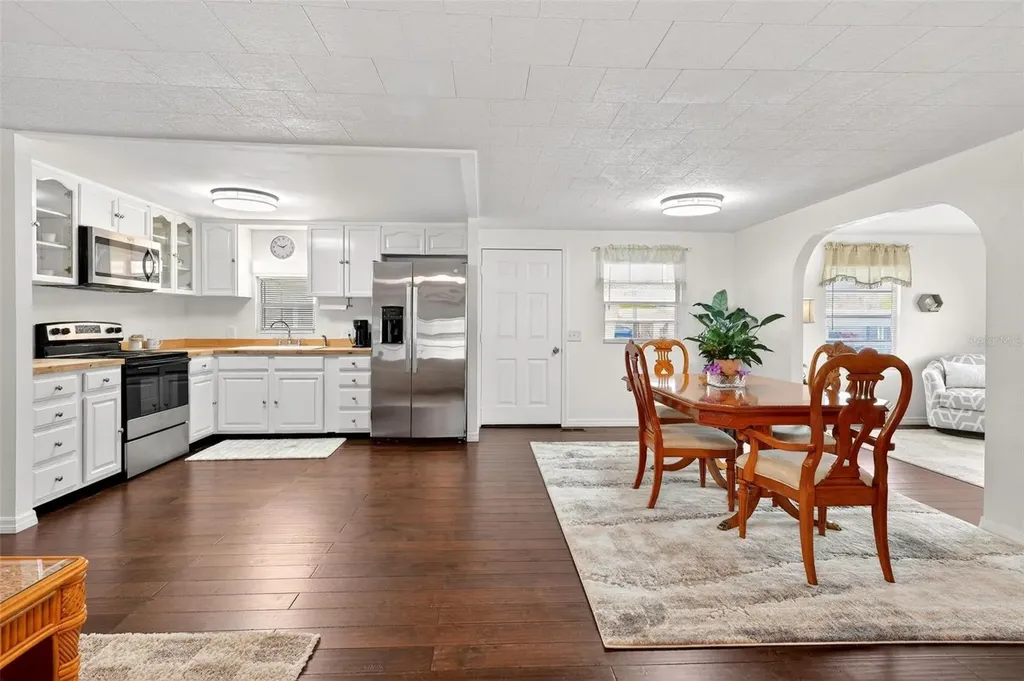 7 Cocos Plumosa Drive Eustis FL 32726