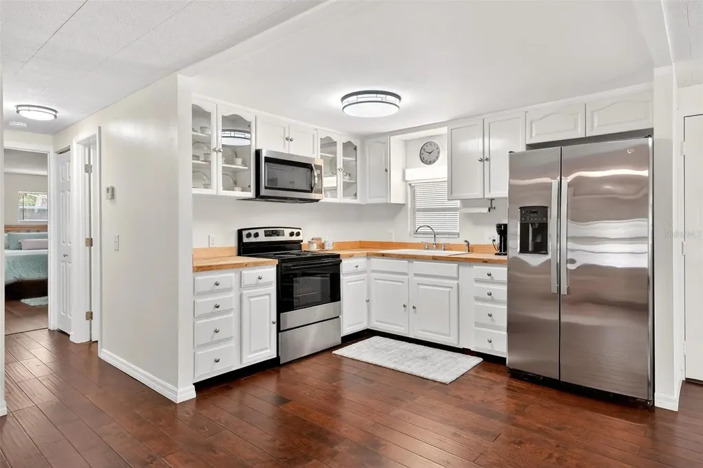 7 Cocos Plumosa Drive Eustis FL 32726