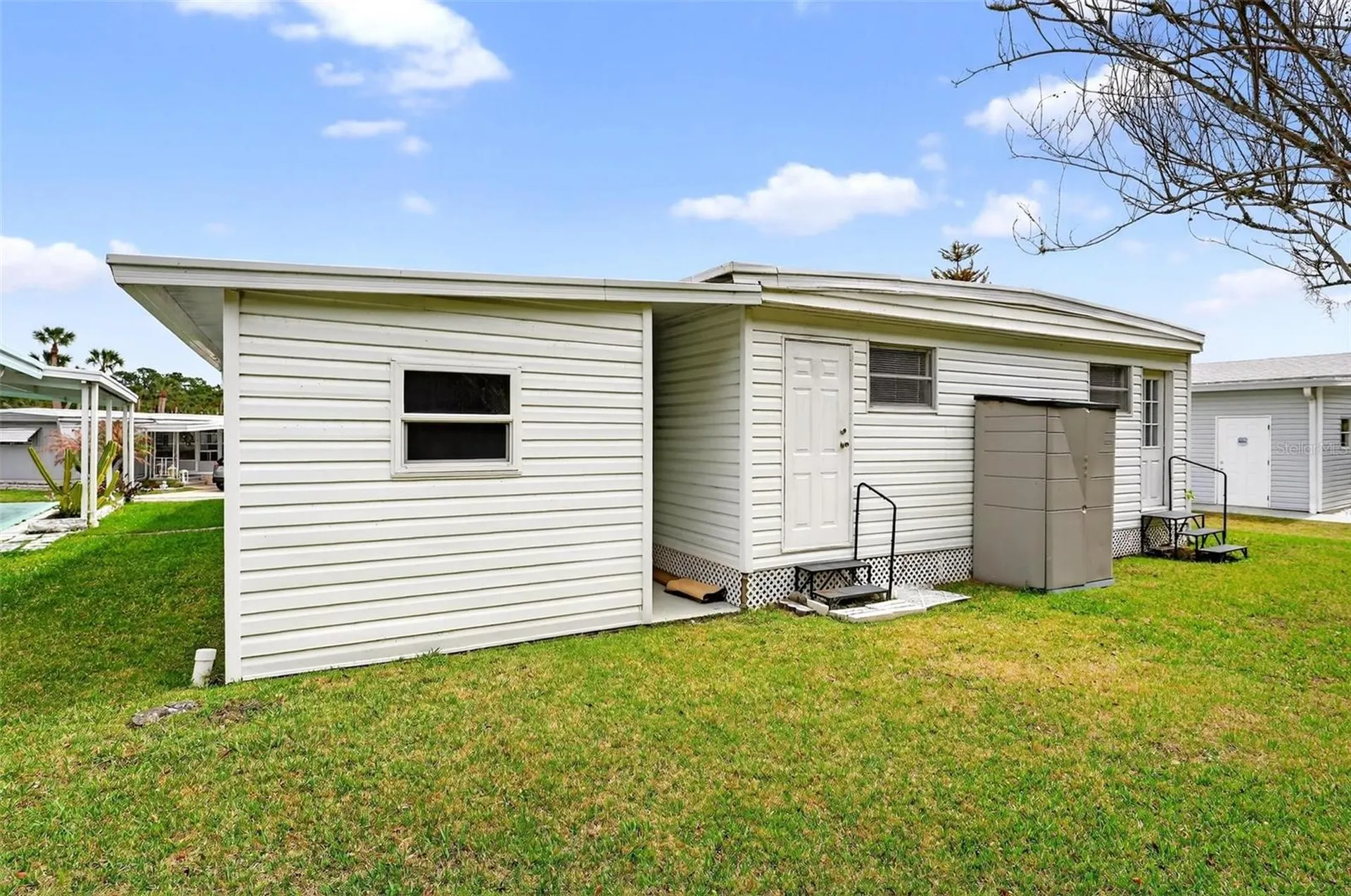 7 Cocos Plumosa Drive Eustis FL 32726