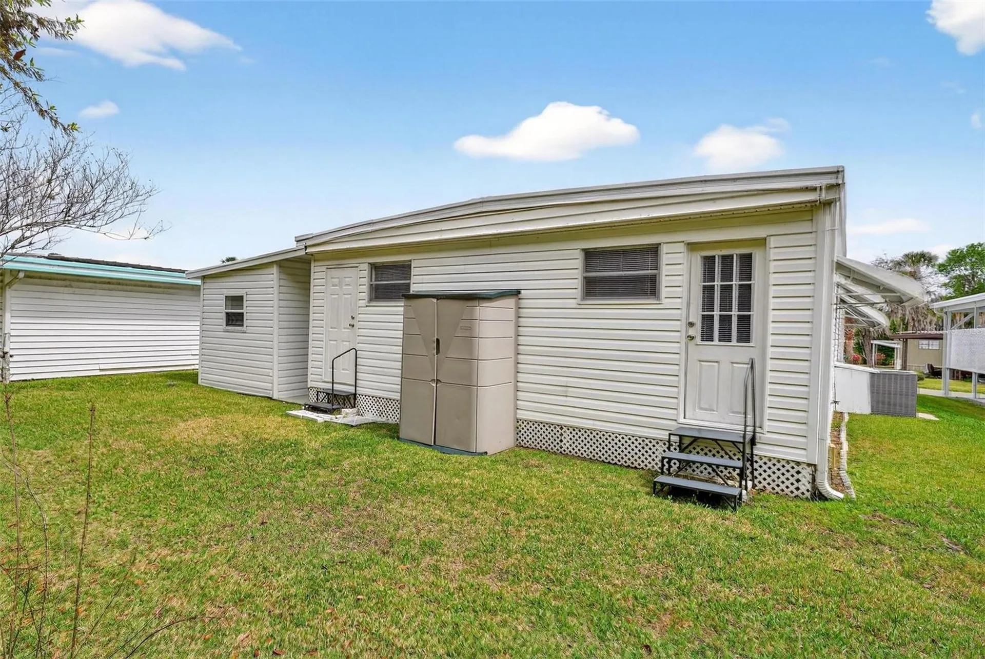 7 Cocos Plumosa Drive Eustis FL 32726