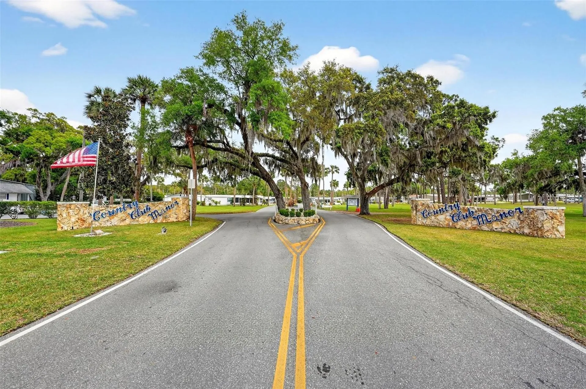 7 Cocos Plumosa Drive Eustis FL 32726