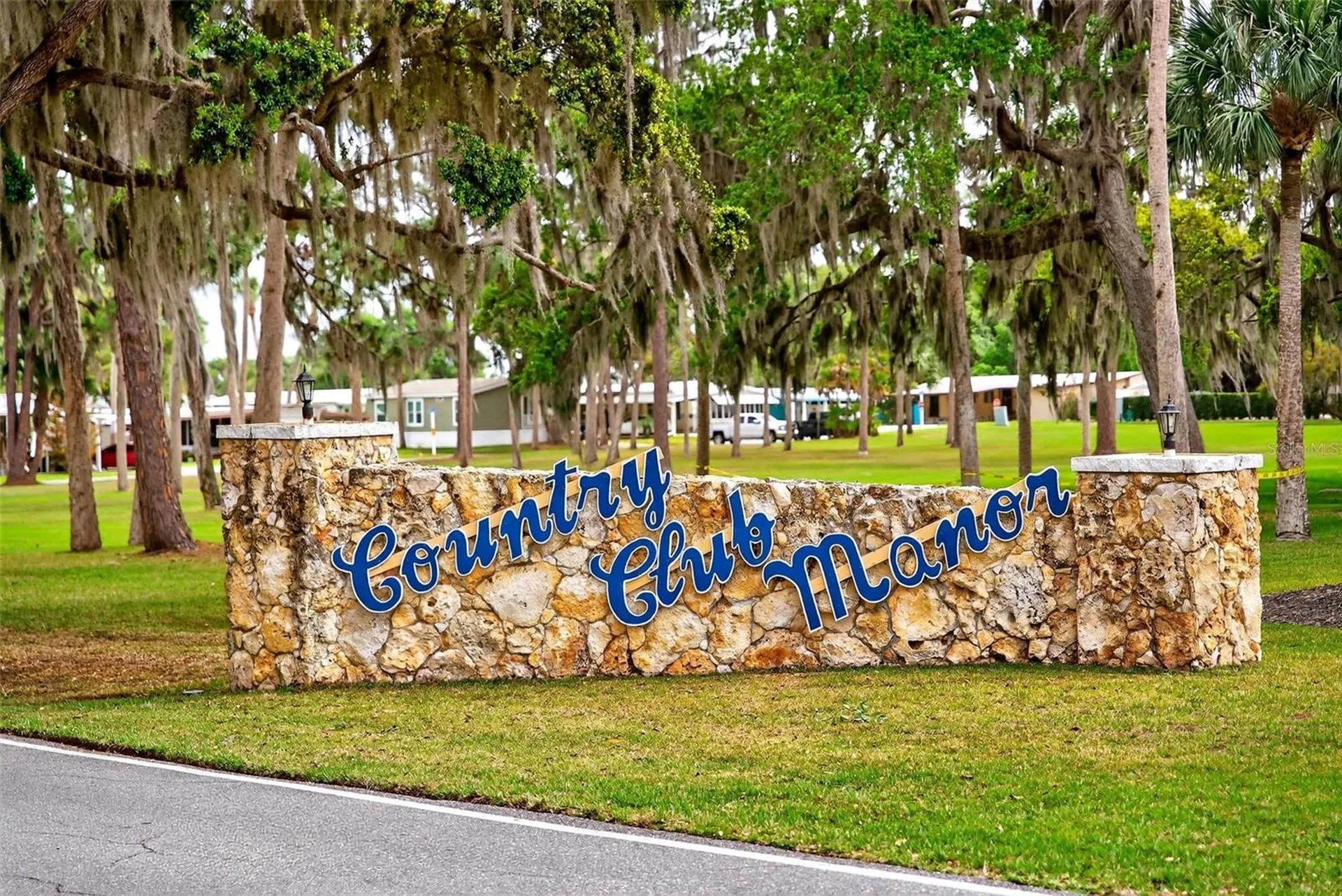 7 Cocos Plumosa Drive Eustis FL 32726