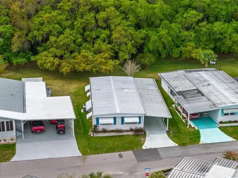 7 Cocos Plumosa Drive Eustis FL 32726
