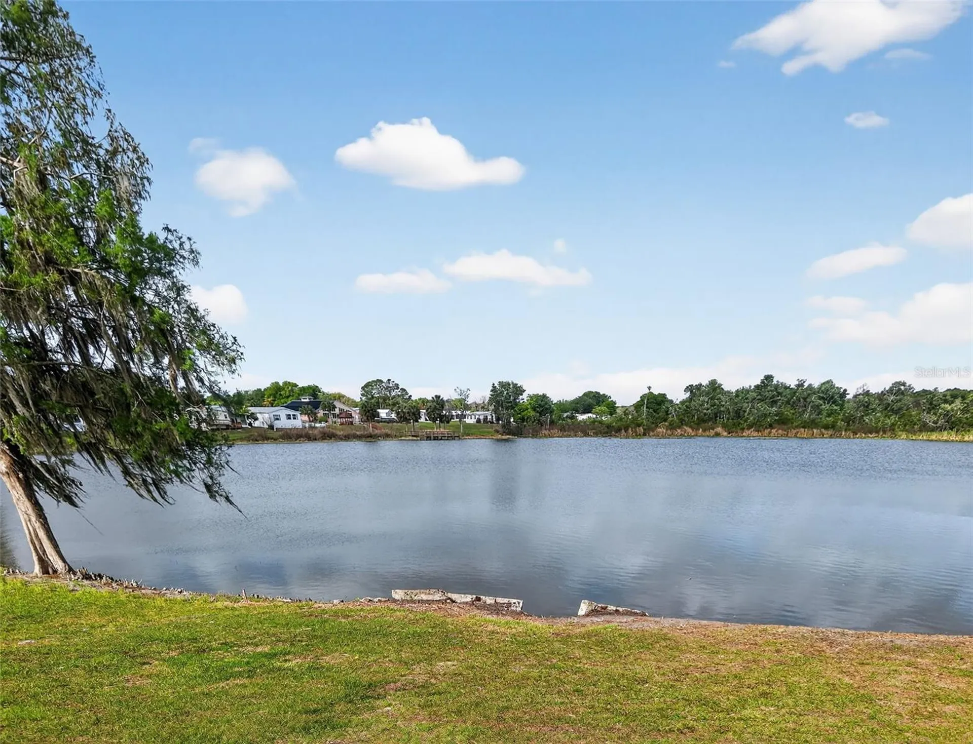272 S Central/sr19s Avenue Umatilla FL 32784