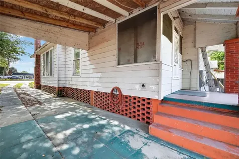 272 S Central/sr19s Avenue Umatilla FL 32784