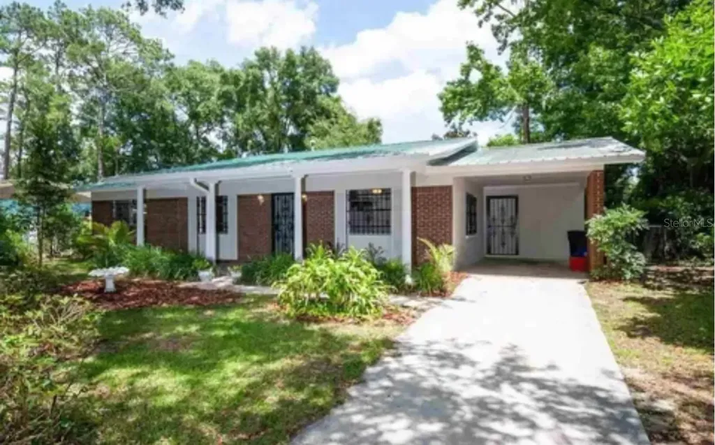 2907 NE 19th Street Gainesville FL 32609