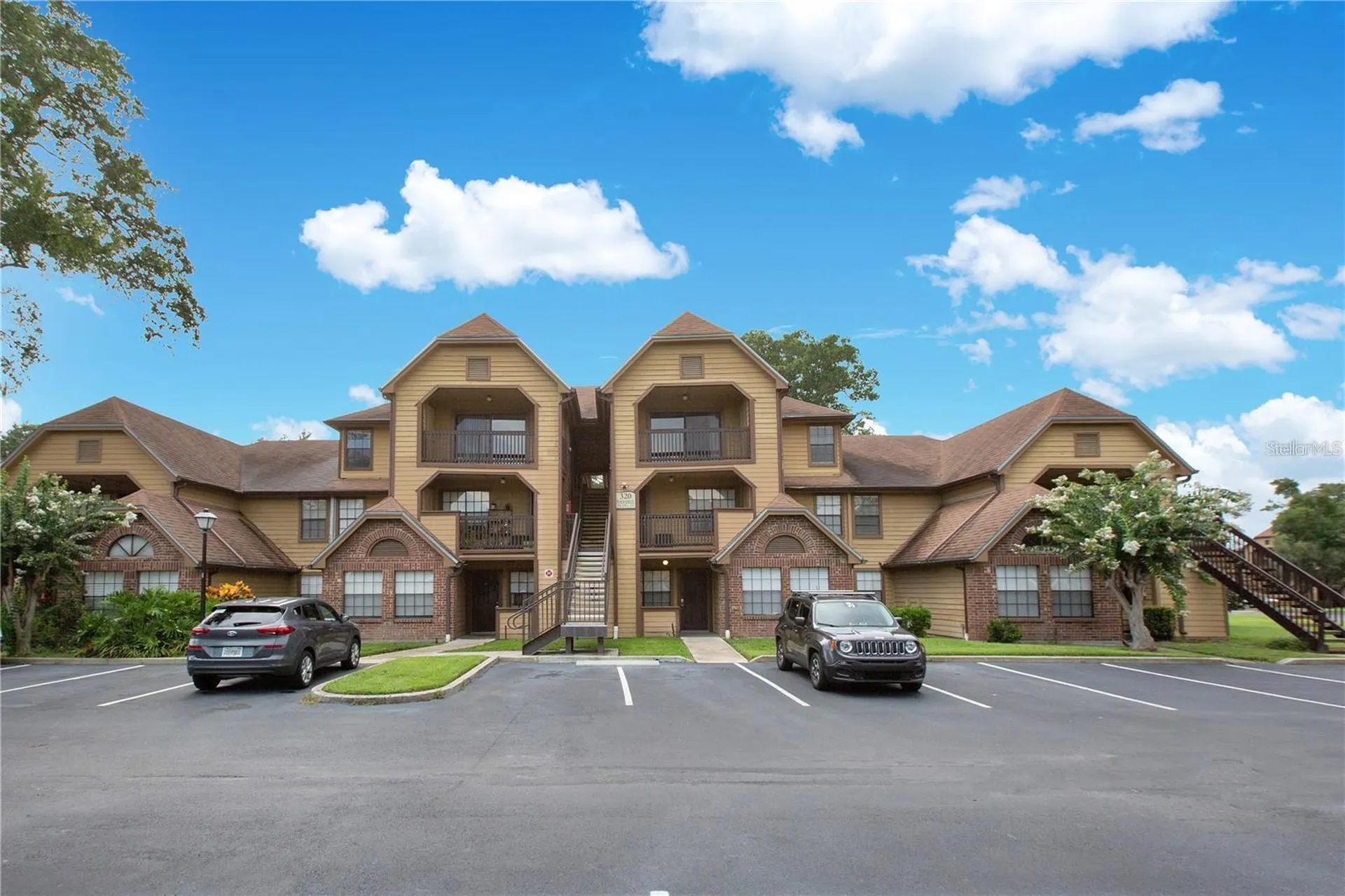 320 Black Oak Court Altamonte Springs FL 32701