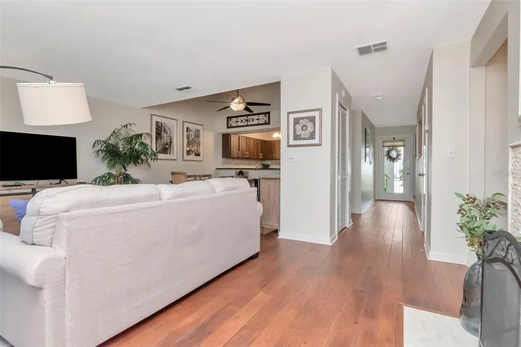 2983 W Knights Avenue Tampa FL 33611