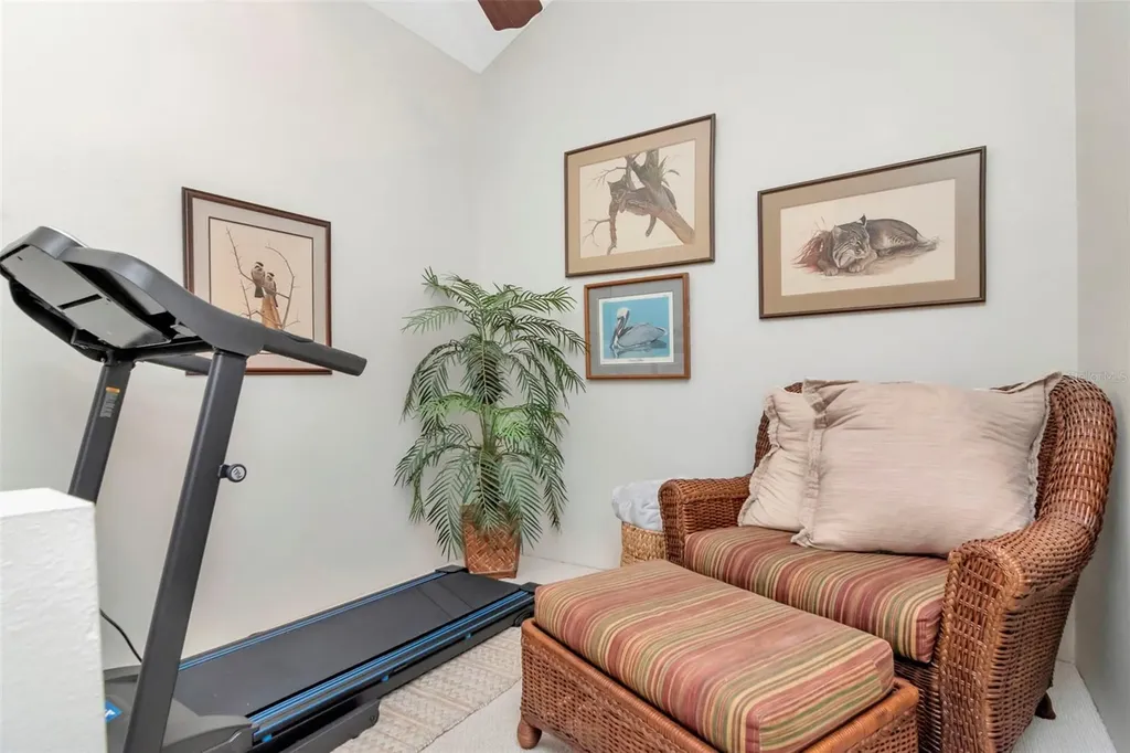 2983 W Knights Avenue Tampa FL 33611