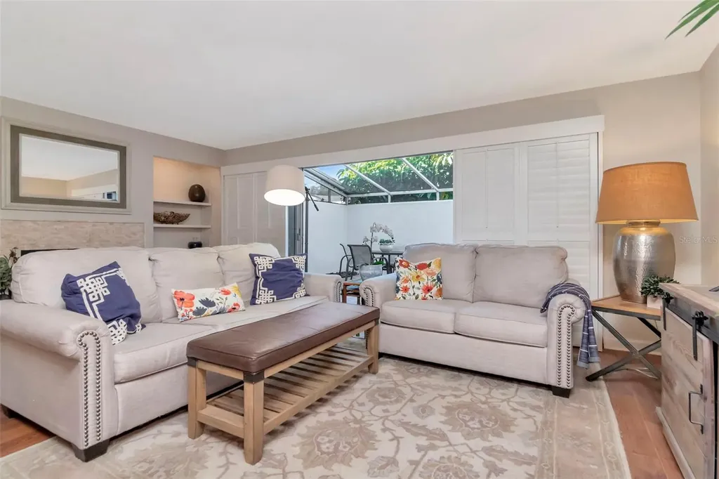 2983 W Knights Avenue Tampa FL 33611